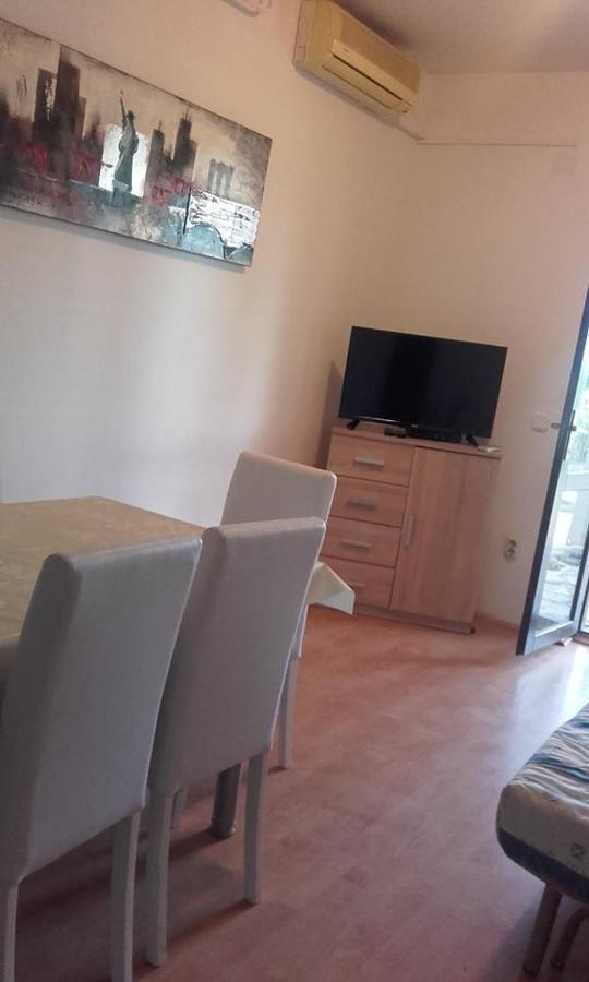 Apartmani Lovre Поседарье Экстерьер фото