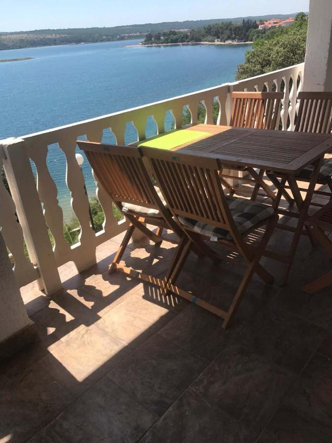 Apartmani Lovre Поседарье Экстерьер фото