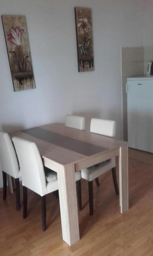 Apartmani Lovre Поседарье Экстерьер фото