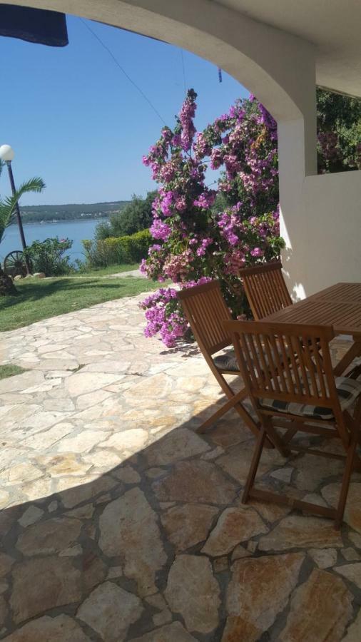 Apartmani Lovre Поседарье Экстерьер фото